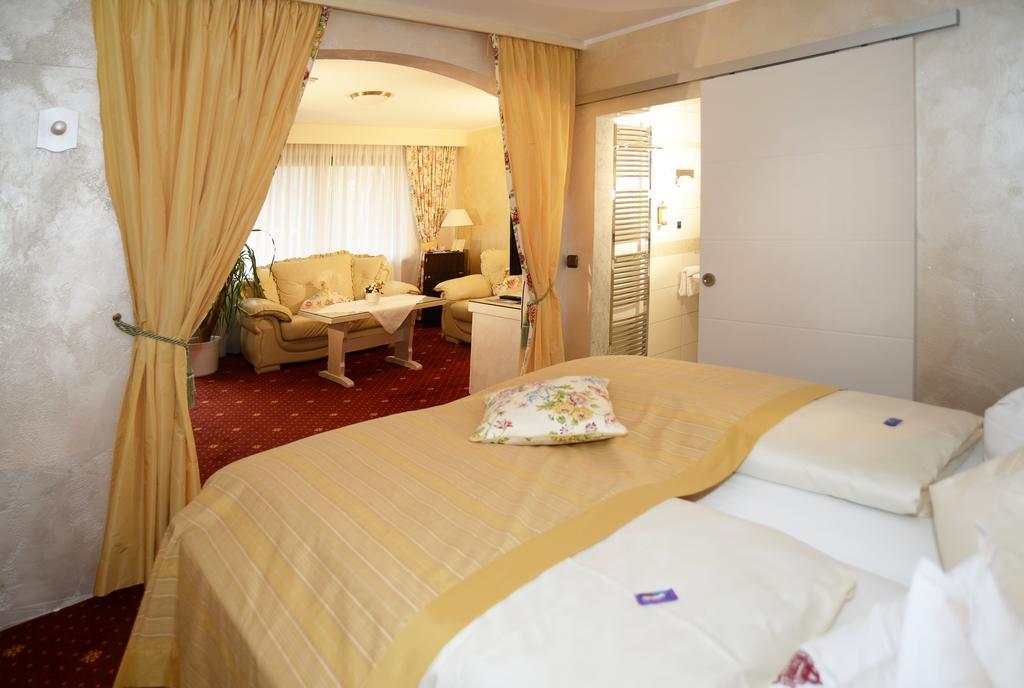 Hotel Krone Igelsberg Freudenstadt Eksteriør bilde